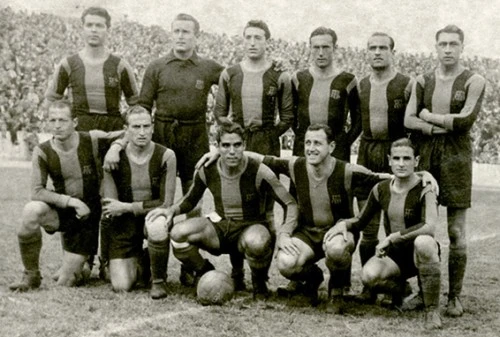 De pie: Bravo, Miró, Benito, Raich, Rosalén, Franco;
Agachados: Sospedra, Escolá, M. Martín, Balmanya y Martínez.
