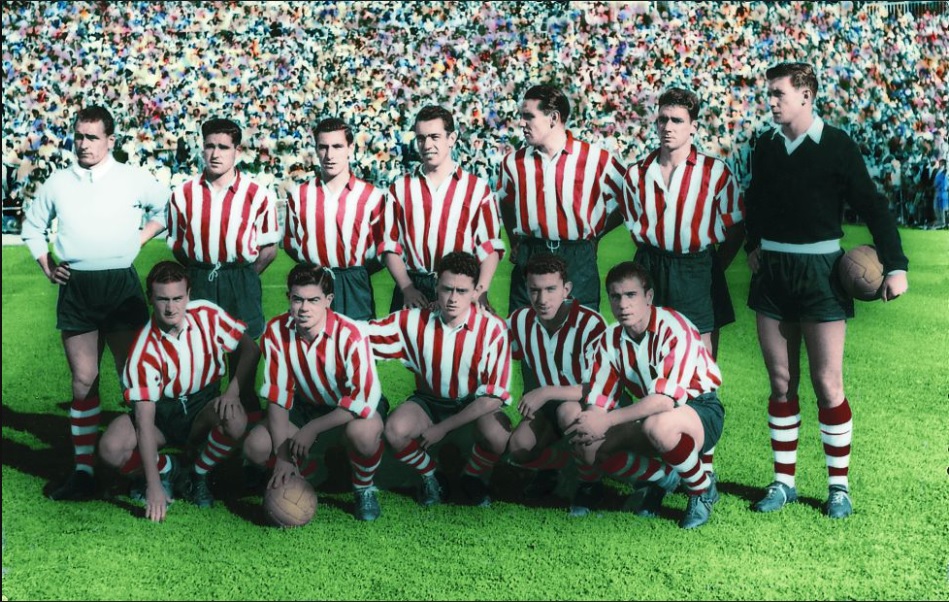 Ath. de Bilbao- De pie: Lezama, Orúe, Mauri, Maguregi, Garay, Artetxe, Carmelo; 
Agachados: Canito, Arieta I, Uribe, Marcaida, Gainza.